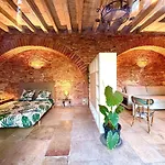 Charmant Logement Piscine Partagee 2 Mn Du Centre De Cahors
